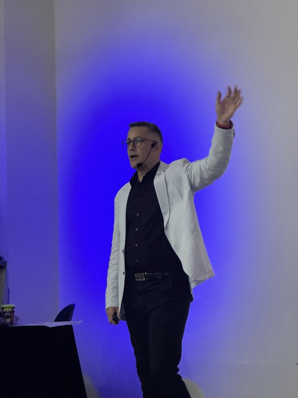 Eric Amorim durante a imersão